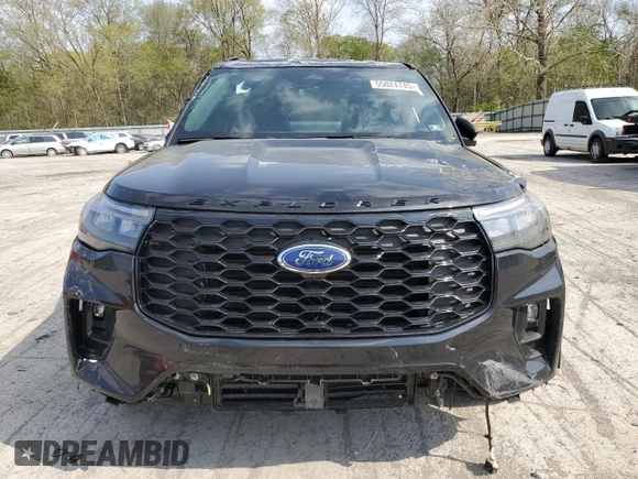 2025 Ford Explorer ST-Line z VIN 1FMUK8KH5SGB54450, wystawiony jako Copart lot #55024745 z przebiegiem 373 mil mil oraz Szkoda całkowita • Salvage title. Historia ofert i sprzedaży dostępna na DreamBid. Obrazek 5.