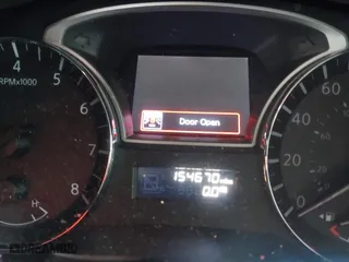2013 Nissan Pathfinder SL with VIN 5N1AR2MN5DC647196, listed as a IAAI auction lot 41562785 with 154,670 mi miles. Bid and sale history available at carsss.com. Image 7.