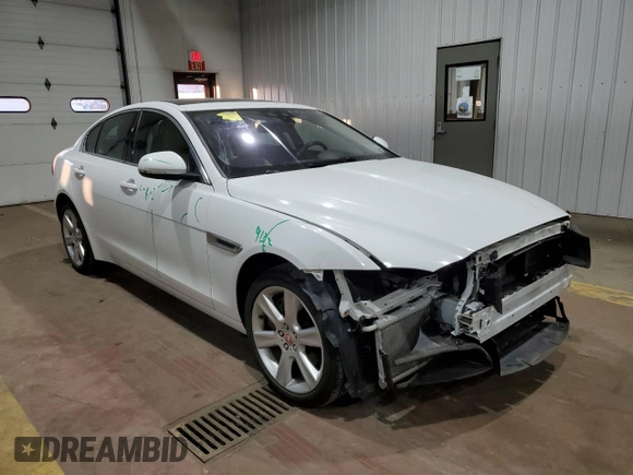 2018 Jaguar XE 25t Prestige with VIN SAJAK4FX4JCP20476, listed as a Copart auction lot 88840195 with 42,941 mi miles and Salvage Title. Bid and sale history available at carsss.com. Image 4.