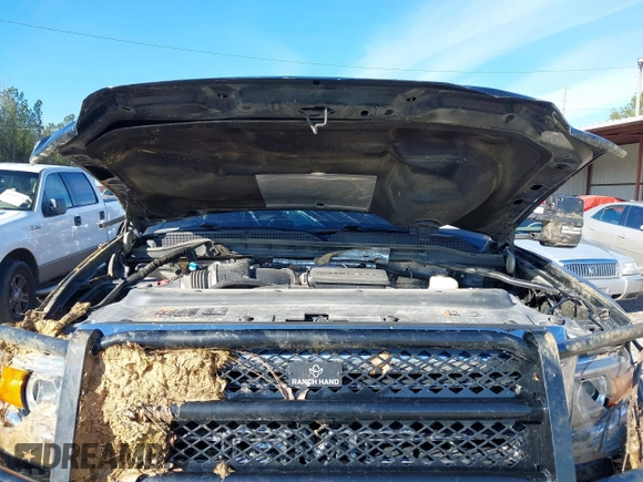 2018 GMC Sierra 2500HD SLT with VIN 1GT12TEY1JF115980, listed as a IAAI auction lot 41281634 with 1 mi miles. Bid and sale history available at carsss.com. Image 10.