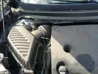 2019 Chevrolet Traverse LS with VIN 1GNEVFKW7KJ205413, listed as a Copart auction lot 69608585 with 76,091 mi miles and Salvage title. Bid and sale history available at DreamBid. Image 14.