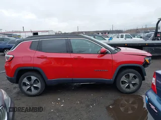 2019 Jeep Compass Latitude with VIN 3C4NJDBB7KT629155, listed as a IAAI auction lot 41812711 with 35,369 mi miles and . Bid and sale history available at DreamBid. Image 14.