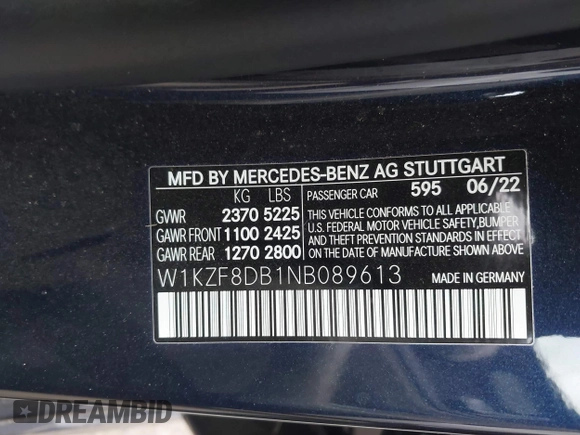 2022 Mercedes-Benz E-Class E 350 with VIN W1KZF8DB1NB089613, listed as a IAAI auction lot 38043065 with 11,981 mi miles. Bid and sale history available at carsss.com. Image 9.