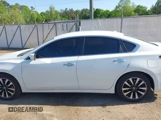 2018 Nissan Altima 2.5 S with VIN 1N4AL3AP1JC138029, listed as a IAAI auction lot 42039412 with 169,727 mi miles. Bid and sale history available at carsss.com. Image 15.