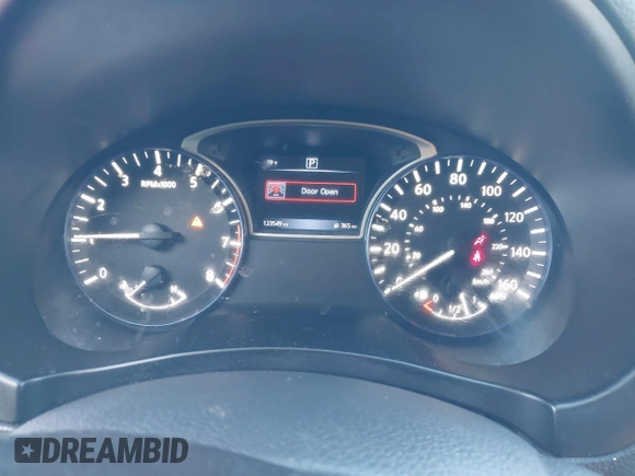 2016 Nissan Altima SR with VIN 1N4AL3AP5GC128614, listed as a IAAI auction lot 41625773 with 123,549 mi miles and . Bid and sale history available at DreamBid. Image 7.