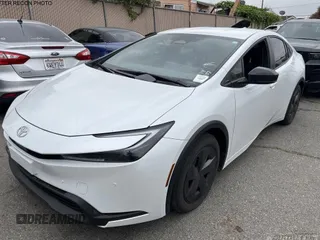 2024 Toyota Prius LE z VIN JTDACAAU4R3021349, wystawiony jako IAAI lot #42545064 z przebiegiem 12 283 mil mil oraz . Historia ofert i sprzedaży dostępna na DreamBid. Obrazek 6.