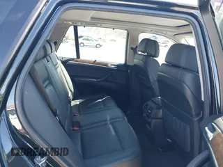 2010 BMW X5 35d with VIN 5UXFF0C5XALT77837, listed as a IAAI auction lot 41644437 with 145,583 mi miles. Bid and sale history available at carsss.com. Image 8.