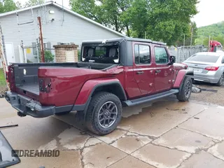 2021 Jeep Gladiator Overland z VIN 1C6HJTFGXML555622, wystawiony jako IAAI lot #42237686 z przebiegiem 62 358 mil mil oraz . Historia ofert i sprzedaży dostępna na DreamBid. Obrazek 4.