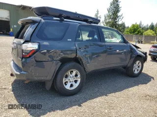 2024 Toyota 4Runner SR5 with VIN JTEMU5JR5R6215525, listed as a Copart auction lot 59391125 with 13,084 mi miles and Salvage title. Bid and sale history available at DreamBid. Image 3.