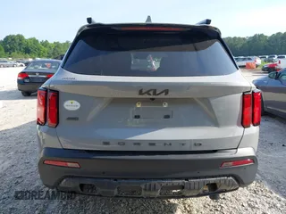 2022 Kia Sorento SX z VIN 5XYRKDLF8NG107713, wystawiony jako IAAI lot #42286802 z przebiegiem 53 718 mil mil oraz . Historia ofert i sprzedaży dostępna na DreamBid. Obrazek 16.