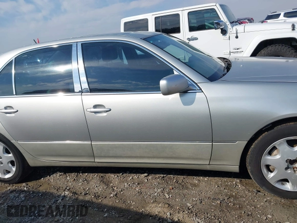 2003 Lexus LS 430 z VIN JTHBN30F630120730, wystawiony jako IAAI lot #41684308 z przebiegiem 224 189 mil mil oraz . Historia ofert i sprzedaży dostępna na DreamBid. Obrazek 14.