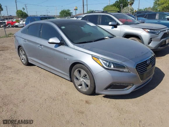 2016 Hyundai Sonata Hybrid Limited with VIN KMHE34L1XGA030597, listed as a IAAI auction lot 41996797 with 1 mi miles. Bid and sale history available at carsss.com. Image 1.