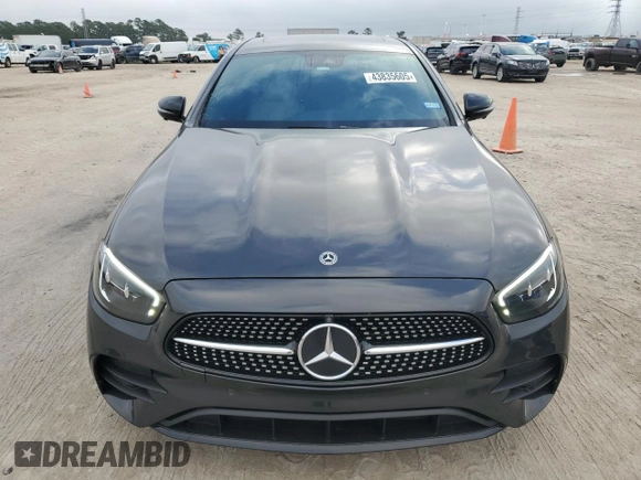 2021 Mercedes-Benz E-Class E 350 with VIN W1KZF8DB1MA943276, listed as a Copart auction lot 43835605 with 57,632 mi miles and Salvage Title. Bid and sale history available at carsss.com. Image 5.