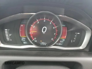 2014 Volvo XC60 3.2L с VIN YV4952DL4E2519571, выставлен на аукционе Copart как лот 54003565 с пробегом 111 019 миль миль и Списание • Salvage title. История ставок и продаж доступна на DreamBid. Изображение 9.
