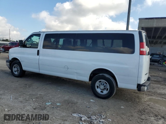 2017 Chevrolet Express Passenger LT с VIN 1GAZGPFF5H1170800, выставлен на аукционе Copart как лот 86915014 с пробегом 73 649 миль миль и Списание • Salvage title. История ставок и продаж доступна на DreamBid. Изображение 2.