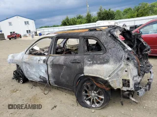 2019 Jeep Cherokee Latitude Plus with VIN 1C4PJMLB2KD258712, listed as a Copart auction lot 62681545 with Not provided miles and Salvage title. Bid and sale history available at DreamBid. Image 2.