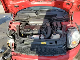 2015 MINI Convertible S с VIN WMWZP3C57FT299177, выставлен на аукционе Copart как лот 43277825 с пробегом 79 454 миль миль и Списание • Salvage title. История ставок и продаж доступна на DreamBid. Изображение 13.