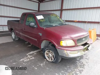 1998 Ford F-150 с VIN 1FTZX18W3WKA49854, выставлен на аукционе IAAI как лот 42787524 с пробегом 157 124 миль миль и . История ставок и продаж доступна на DreamBid. Изображение 1.