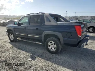 2005 Chevrolet Avalanche LS z VIN 3GNEC12Z75G100735, wystawiony jako Copart lot #51302585 z przebiegiem 219 115 mil mil oraz Czysty tytuł • Clean title. Historia ofert i sprzedaży dostępna na DreamBid. Obrazek 2.
