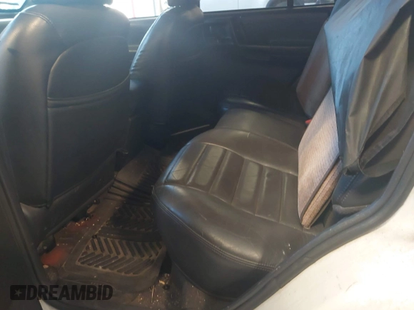 1997 Jeep Grand Cherokee Laredo with VIN 1J4GZ58SXVC552435, listed as a IAAI auction lot 41977888 with 143,832 mi miles. Bid and sale history available at carsss.com. Image 8.