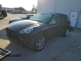 2016 Porsche Cayenne z VIN WP1AA2A28GKA36433, wystawiony jako Copart lot #88760595 z przebiegiem 77 899 mil mil oraz Szkody całkowita. Historia ofert i sprzedaży dostępna na DreamBid. Obrazek 1.