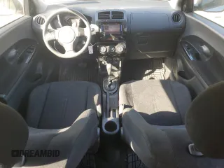 2008 Scion xD z VIN JTKKU10408J025968, wystawiony jako Copart lot #54627355 z przebiegiem 144 133 mil mil oraz Szkoda całkowita • Salvage title. Historia ofert i sprzedaży dostępna na DreamBid. Obrazek 8.