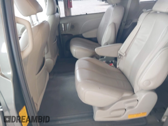 2012 Toyota Sienna XLE AAS с VIN 5TDYK3DC0CS275646, выставлен на аукционе IAAI как лот 42116979 с пробегом 250 909 миль миль и . История ставок и продаж доступна на DreamBid. Изображение 8.