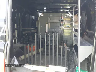 2020 Ford Transit Cargo с VIN 1FTYE1Y83LKA27478, выставлен на аукционе IAAI как лот 42468253 с пробегом 73 131 миль миль и . История ставок и продаж доступна на DreamBid. Изображение 8.