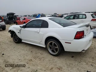 2000 Ford Mustang GT with VIN 1FAFP42XXYF299664, listed as a Copart auction lot 43039945 with 0 mi miles and Salvage Title. Bid and sale history available at carsss.com. Image 2.