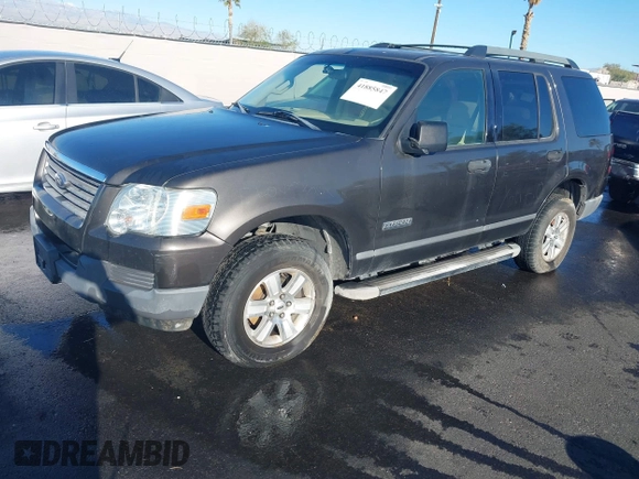 2006 Ford Explorer XLS with VIN 1FMEU62E76UA08339, listed as a IAAI auction lot 41885847 with 126,808 mi miles. Bid and sale history available at carsss.com. Image 2.
