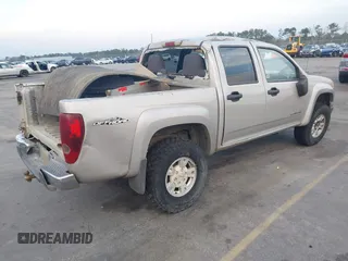 2005 GMC Canyon 1SE SLE Z71 with VIN 1GTDS136058111643, listed as a IAAI auction lot 41777038 with 454,169 mi miles. Bid and sale history available at carsss.com. Image 4.