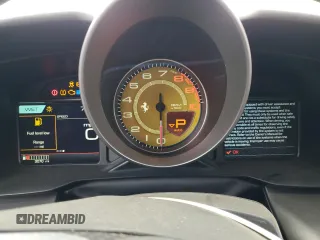 2021 Ferrari F8 с VIN ZFF93LMA5M0261599, выставлен на аукционе Copart как лот 48388975 с пробегом 3 070 миль миль и Списание • Salvage title. История ставок и продаж доступна на DreamBid. Изображение 9.