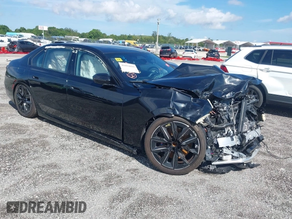 2024 BMW 7 Series 740i with VIN WBA23EH01RCR40270, listed as a IAAI auction lot 41094809 with 8,835 mi miles and . Bid and sale history available at DreamBid. Image 1.