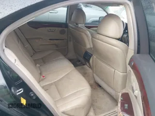 2007 Lexus LS 460 with VIN JTHBL46F675019182, listed as a IAAI auction lot 41024763 with 244,278 mi miles. Bid and sale history available at carsss.com. Image 8.
