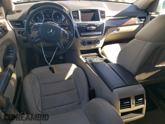 2015 Mercedes-Benz M 400 with VIN 4JGDA5GB1FA503733, listed as a Copart auction lot 42324685 with 122,478 mi miles and Clean Title. Bid and sale history available at DreamBid. Image 8.