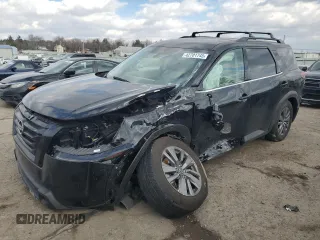 2024 Nissan Pathfinder SV with VIN 5N1DR3BCXRC235674, listed as a Copart auction lot 42701745 with 10,340 mi miles and Salvage title. Bid and sale history available at DreamBid. Image 1.