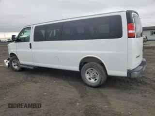 2020 Chevrolet Express Passenger LT z VIN 1GAZGPFG5L1211055, wystawiony jako Copart lot #51353985 z przebiegiem 59 271 mil mil oraz Szkody całkowita. Historia ofert i sprzedaży dostępna na DreamBid. Obrazek 2.