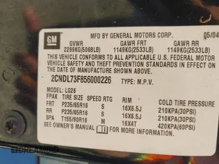 2005 Chevrolet Equinox LT z VIN 2CNDL73F856000226, wystawiony jako IAAI lot #42229556 z przebiegiem 197 791 mil mil oraz . Historia ofert i sprzedaży dostępna na DreamBid. Obrazek 9.