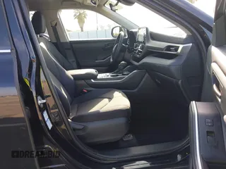 2021 Toyota Highlander L z VIN 5TDCZRBH1MS558663, wystawiony jako IAAI lot #42206187 z przebiegiem 49 574 mil mil oraz . Historia ofert i sprzedaży dostępna na DreamBid. Obrazek 5.