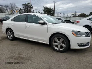 2015 Volkswagen Passat 1.8T Wolfsburg Ed with VIN 1VWAT7A39FC081629, listed as a Copart auction lot 49835715 with 172,540 mi miles and Clean Title. Bid and sale history available at carsss.com. Image 4.