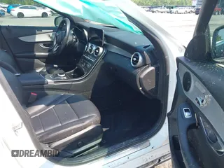 2019 Mercedes-Benz C 300 with VIN 55SWF8DB5KU320503, listed as a IAAI auction lot 41997619 with 77,912 mi miles and . Bid and sale history available at DreamBid. Image 5.