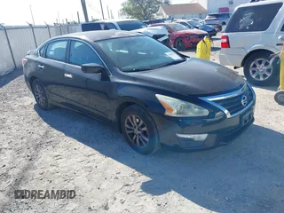 2015 Nissan Altima 2.5 SV with VIN 1N4AL3AP1FC222312, listed as a IAAI auction lot 41809022 with 162,771 mi miles. Bid and sale history available at carsss.com. Image 1.