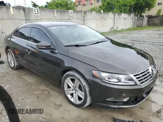 2017 Volkswagen CC 2.0T Sport with VIN WVWKP7AN3HE503253, listed as a Copart auction lot 58635764 with 73,812 mi miles and Salvage Title. Bid and sale history available at carsss.com. Image 4.