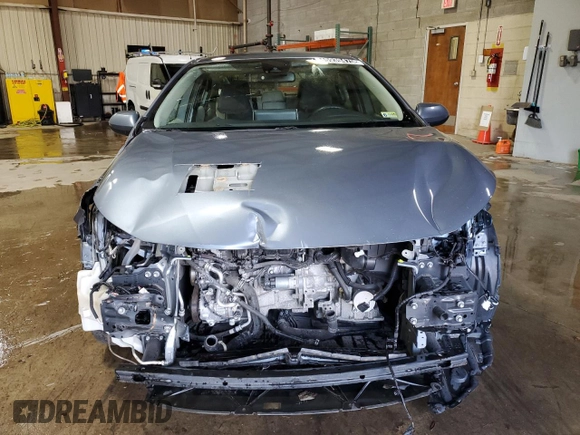 2020 Toyota Corolla LE with VIN JTDEPRAE6LJ041053, listed as a Copart auction lot 45939475 with 133,020 mi miles and Salvage Title. Bid and sale history available at carsss.com. Image 5.