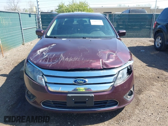 2011 Ford Fusion SE with VIN 3FAHP0HA5BR320130, listed as a IAAI auction lot 42103321 with 191,178 mi miles. Bid and sale history available at carsss.com. Image 12.