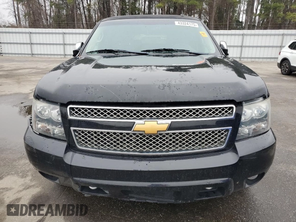 2014 Chevrolet Suburban LT with VIN 1GNSCJE05ER138819, listed as a Copart auction lot 43324175 with 218,114 mi miles and Salvage Title. Bid and sale history available at carsss.com. Image 5.