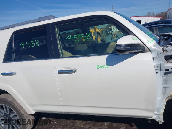 2022 Toyota 4Runner Limited z VIN JTEKU5JR4N6069801, wystawiony jako IAAI lot #41582386 z przebiegiem 39 377 mil mil oraz . Historia ofert i sprzedaży dostępna na DreamBid. Obrazek 14.