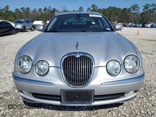 2003 Jaguar S-Type z VIN SAJEA01U73HM89587, wystawiony jako Copart lot #45712745 z przebiegiem 45 916 mil mil oraz Tytuł czysty. Historia ofert i sprzedaży dostępna na DreamBid. Obrazek 5.