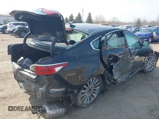 2017 Kia Cadenza Premium with VIN KNALC4J10H5061444, listed as a IAAI auction lot 41742307 with 97,266 mi miles. Bid and sale history available at carsss.com. Image 4.