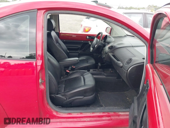 2007 Volkswagen Beetle with VIN 3VWRW31C77M521978, listed as a IAAI auction lot 42618459 with 172,332 mi miles and . Bid and sale history available at DreamBid. Image 5.
